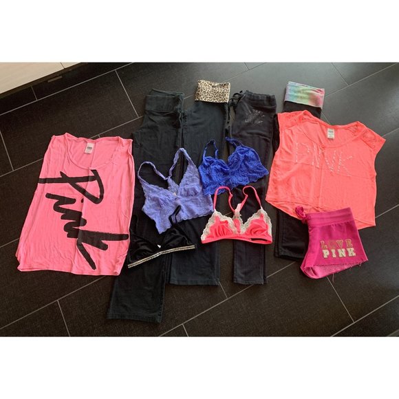 Bundle–11 Pieces of VS PINK Gear! - Picture 1 of 15